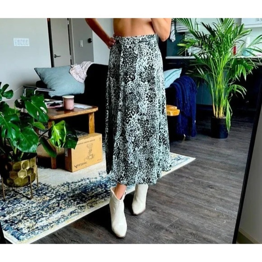 RESA Revolve Slip Skirt Satin Animal Print Midi Sz S Black White Side Slit ALine